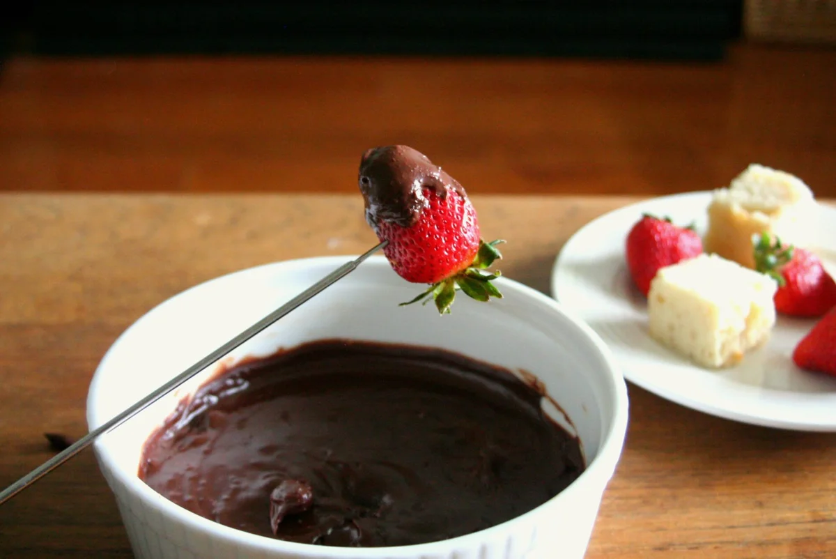 Chocolate Fondue For 2 (Or 4 Or 6 Or