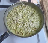 Pesto Mac & Cheese Shells