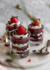 Cheesecake Red Velvet Trifles