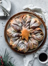 Cookie Butter Cinnamon Star Bread
