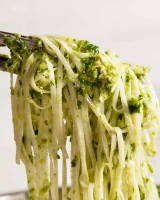 Green Ginger Rice Noodles