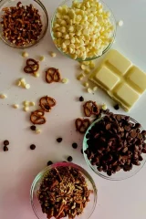 Crock Pot Peanut Clusters