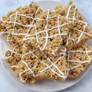Dairy-Free Pumpkin Spice Rice Krispies Treats