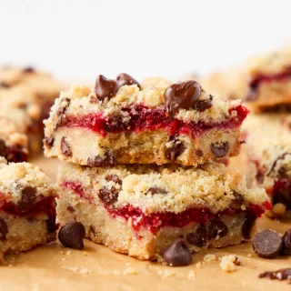 Raspberry Chocolate Chip Bars