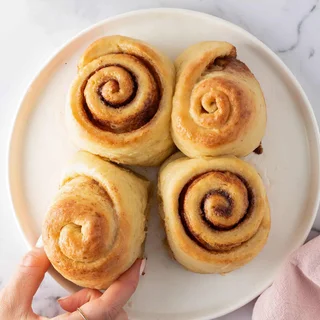 Small Batch Cinnamon Rolls
