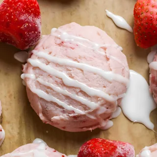 Strawberry Cookies