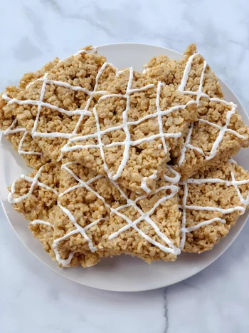 Dairy-Free Pumpkin Spice Rice Krispies Treats