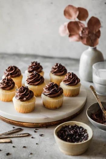 High Altitude Yellow Cupcakes With Chocolate Buttercream