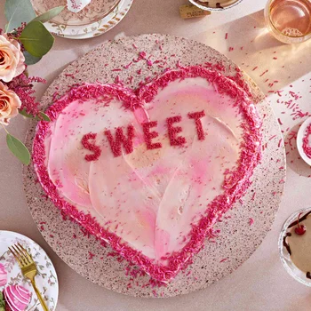 Easy Heart-Shaped Cake