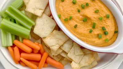 4-Ingredient Vegan Buffalo Dip