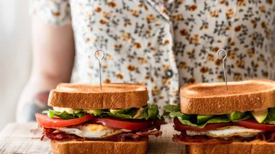 Breakfast Blt With Avocado & Spicy Mayo