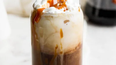 Iced Caramel Latte